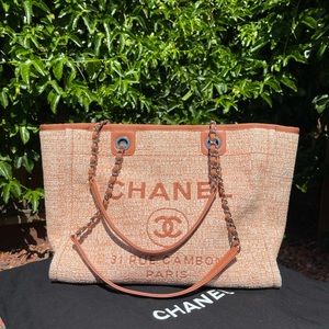 Authentic Chanel Limited Edition Metallic Lurex Deauville Tote